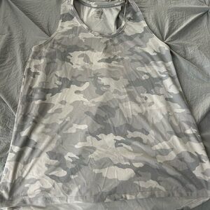 Source Unknown Gray and White Camouflage Tank Top